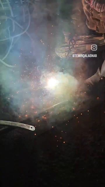 Сварочные работы металлоконструкций ⚙️🔥 🛠Строите? смотреть онлайн
