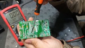 Ремонт зарядки AEG BL18S