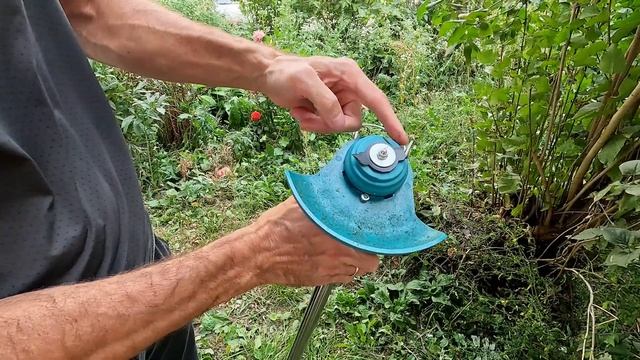 Новая покупка - аккумуляторный триммер для травы. смотреть онлайн