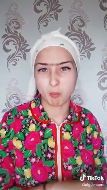 Этот песни совсем не правильный смотреть онлайн