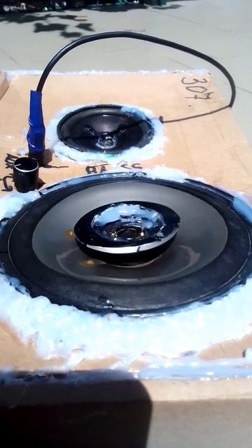 BASS TEST Самодельной колонки с фаза инвертором! смотреть онлайн