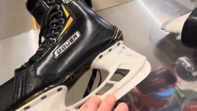 ХОККЕЙНЫЕ КОНЬКИ BAUER SUPREME 2S•ХОККЕЙНЫЙ МАГАЗИН ХОККЕЙК смотреть онлайн