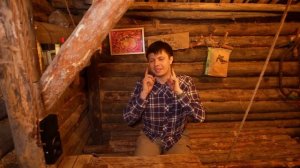 ПРОКАЧАЛ ЗЕМЛЯНКУ: ТЕПЕРЬ В ЛЕСУ ЕСТЬ ЭЛЕКТРИЧЕСТВО!