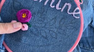 ВЫШИВКА НА ОДЕЖДЕ DIY🌸Вышивка цветов нитками/Вышивка ?