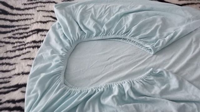 Как очень быстро и легко сложить простыню на резинке смотреть онлайн