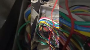 Ниссан тида. Не заводится. Нет связи с блоком управлен?