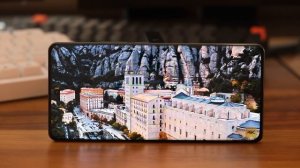 Realme GT6 - Обзор. Тест камеры. Стоит ли покупать в 2025?