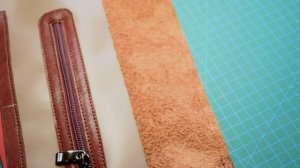 Как сшить небольшую сумочку из кожи с подкладкой и кар