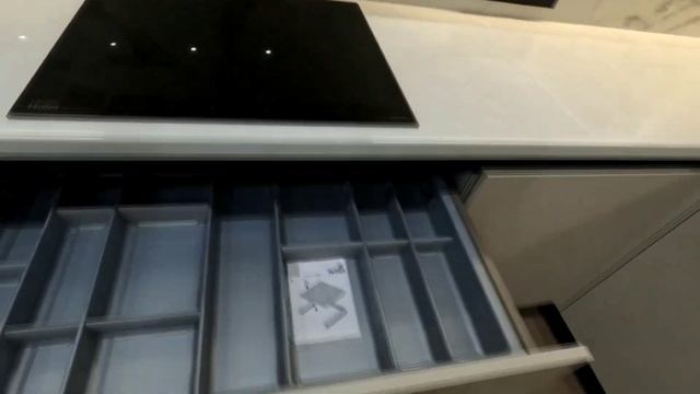 Современная кухня,со всем необходимым