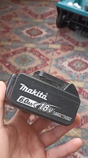 очередной аккумулятор макита заблокировался смотреть онлайн