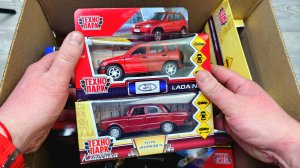 Открываю коробку с моделями Технопарк! Отечественные машины. Про машинки