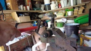 Как снять прикипевший патрон с шуруповерта? Нам помож?