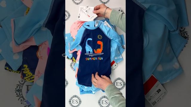 4027 Купальники бебі 3,6 кг 20,9€ за кг