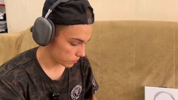 Обзор беспроводных наушников p9