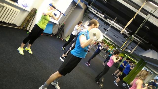 штанга 14 кг вверх