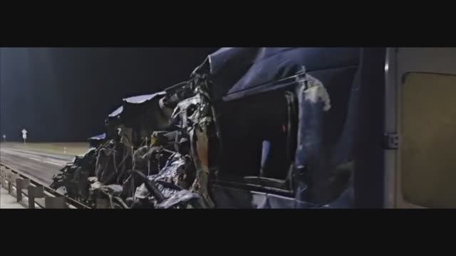 Пассажирский микроавтобус и грузовик столкнулись в Калмыкии.Погибло 7 человек. смотреть онлайн