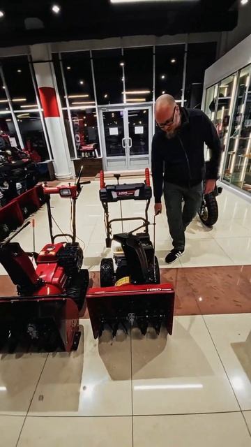 Китаец с крутым мотором #shorts #honda #hnd #хонда #снегоуборщи смотреть онлайн