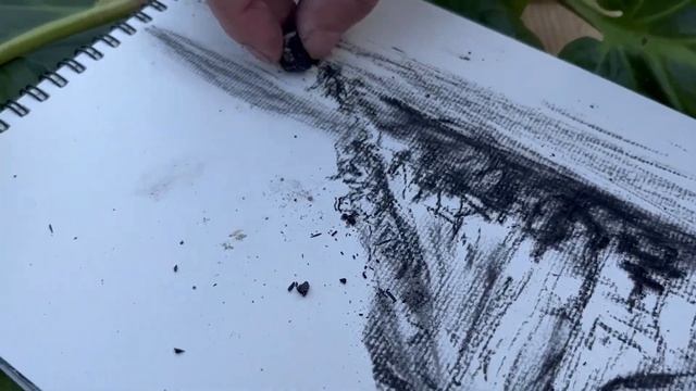 Костёр. Уголь. Бумага. Рисунок.