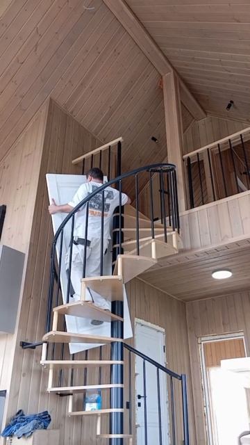 Ах эти лестницы 😂 #юмор #ремонтдверей #установкадвере смотреть онлайн