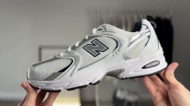 эти кроссовки СТЫДНО НОСИТЬ 🤦🏼🤬 New Balance 530 – легенда смотреть онлайн