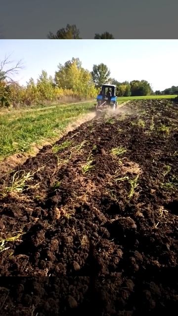Пахота на глубину 35-40 см плугом СНВ-340(3) смотреть онлайн