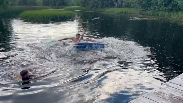 Первые 40 лет детства у мужчины самые веселые)