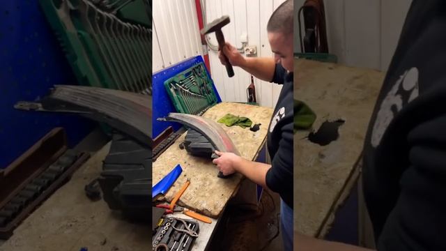 Быстрая замена стекла фары Hyundai Solaris. Прочность фары Hyun смотреть онлайн