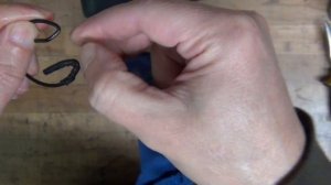 Устранение вибрации зеркала заднего вида. Снять и пос?