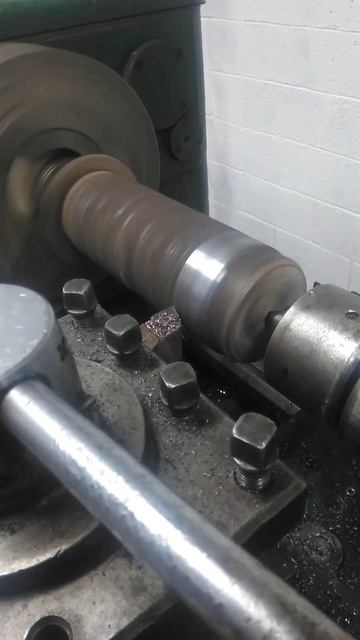 обдирка после наплавки.дип 300 смотреть онлайн