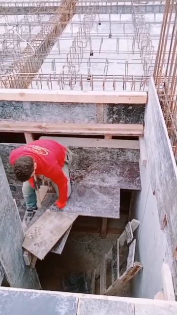 Удивительное Изготовление Форм для Лестниц #shorts смотреть онлайн