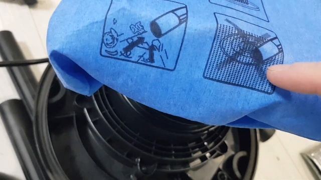 Пылесос Bort BSS-1220-Pro для сухой и влажной уборки Строител? смотреть онлайн