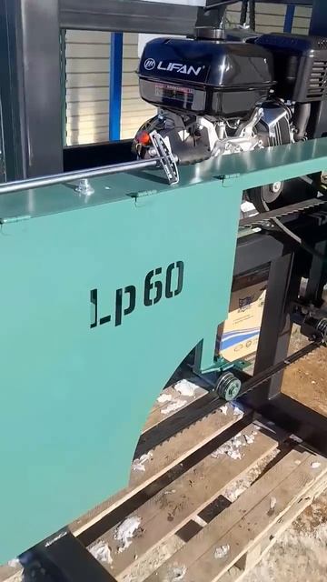 Ленточная пилорама lp60 Benza, подготовка к отправке. смотреть онлайн