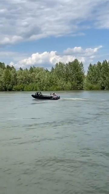 Тест электро мотора Aiqidi E7 5.1Kw 7 л.с. #лолочный #лодочныйм смотреть онлайн