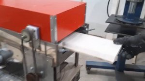 Процесс покраски доски