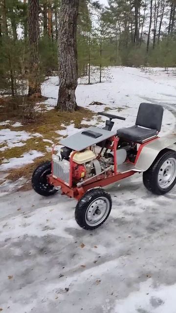 Минитрактор самодельный(8 л.с.,мост ваз 1м.,КПП ваз 4 ст.)? смотреть онлайн