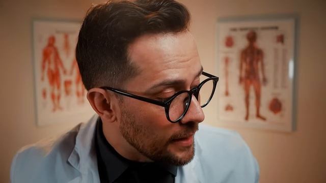 АСМР Детальный Осмотр у Жизнерадостного Невролога смотреть онлайн