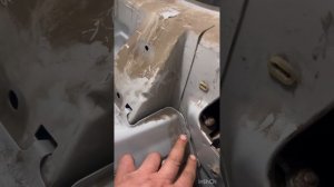 Как заменить задний амортизатор на Ларгусе