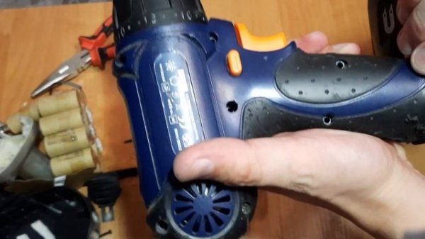 Что внутри Stern шуруповерта?/What's inside the Stern Screwdriver?