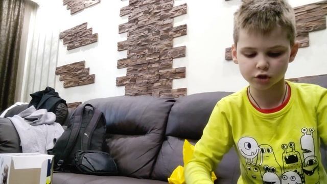 Два брата Гоша и Сёма. Наша первая распаковка! смотреть онлайн