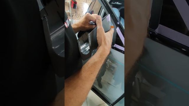 снять зеркало Rolls Royce Cullinan, демонтаж зеркал Cullinan