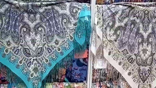 Платки шёлк крепдешин размер 130 на 130 шёлковая бахрома