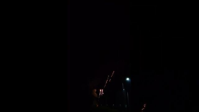 SB 182 Сияющие небеса 0.8х150 залпов веер