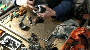 "Husqvarna 137" замена сальников коленвала.