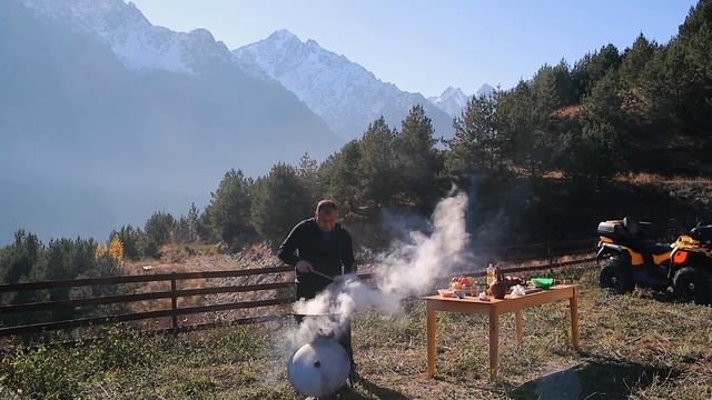 СОЧЕТАЕМ СОЧНОЕ МЯСО с БОБОВЫМИ смотреть онлайн