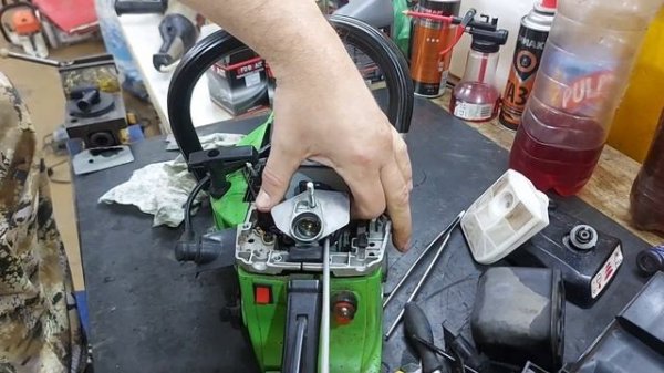 Бензопила ECO 52/15