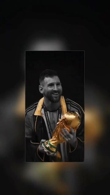 КАКОЙ ФУТБОЛИСТ ВАМ НРАВИТСЯ❤️ #top #SHORTS #ОБОИ #RONALDO #MES смотреть онлайн