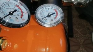 Компрессор ВИХРЬ КМП-24/230АМ / Распаковка. Первый пуск