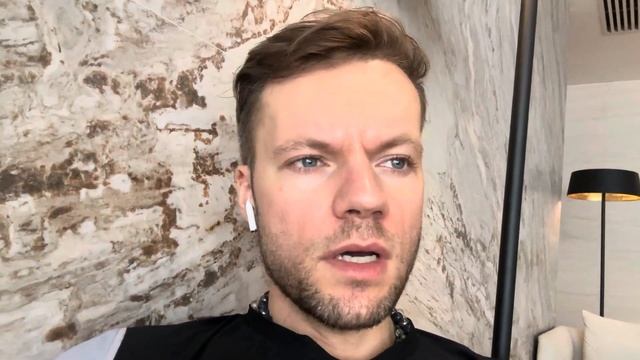 Как зеркала приходят в нашу жизнь и показывают темные