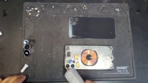 Как заменить заднее стекло на iphone 11 pro max