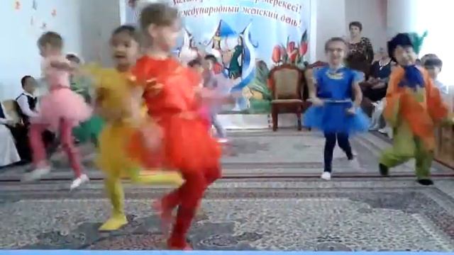 Танец карандашей